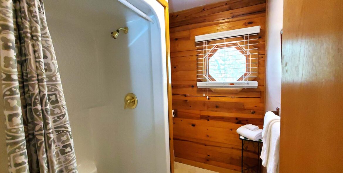 Woodland Violets Cabin Shower